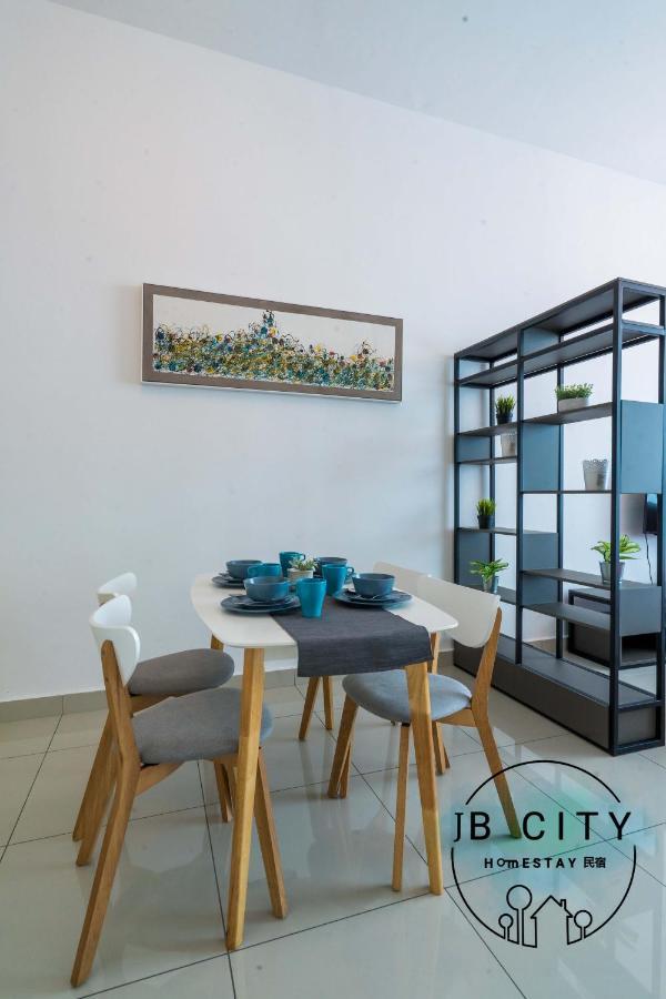 Appartamento Austin 18 Ikea - Aeon Johor Bahru Esterno foto