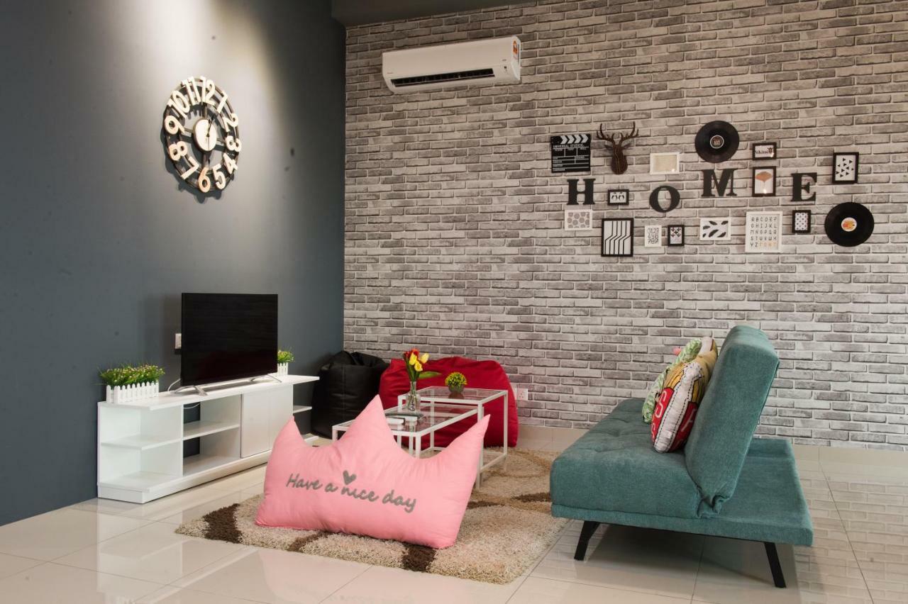 Appartamento Austin 18 Ikea - Aeon Johor Bahru Esterno foto